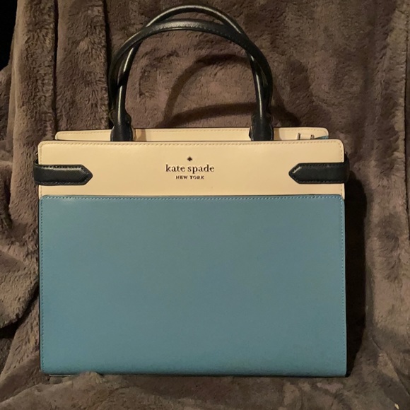 kate spade Handbags - Kate spade large saffiano leather satchel